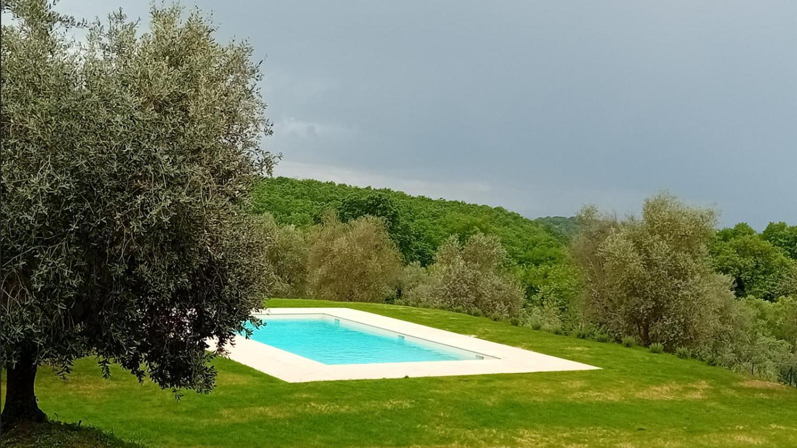 Podere Lucignano Secondo Agriturismo 카이오레인챠안티 외부 사진